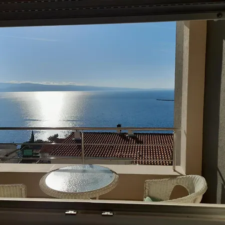 Apartment Dunja Omiš Exterior foto